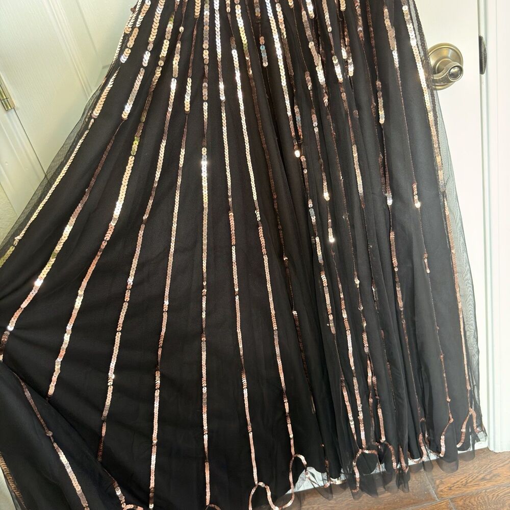 SETA Sarkisian Dress Small NWT Black Gold Sequin Embellished Deep V Maxi Gown - Picture 14 of 16
